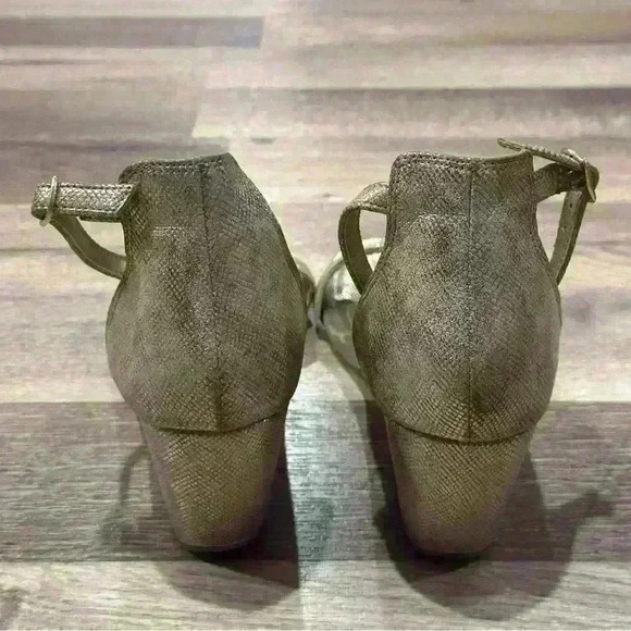 Kenneth Cole Reaction Wedge Sandals size 9M Reaction Kenneth Cole - Picture 4 of 4